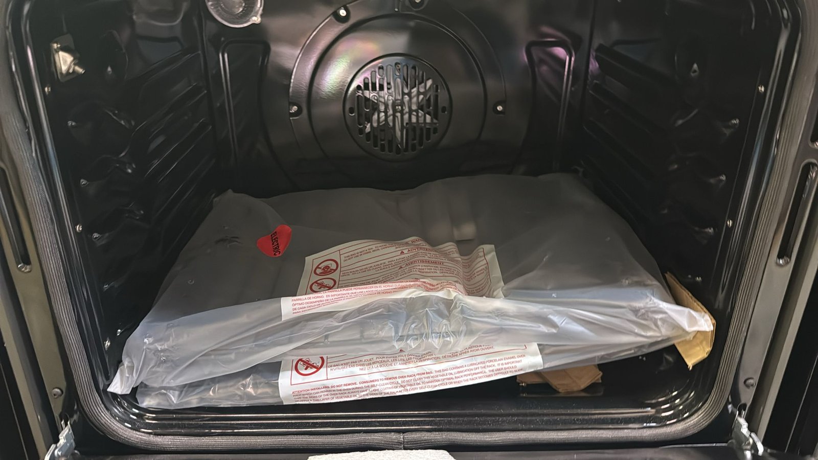 GE CAFE NEW ELECTRIC RANGE BLACK WITH WARRANTY - Image 2